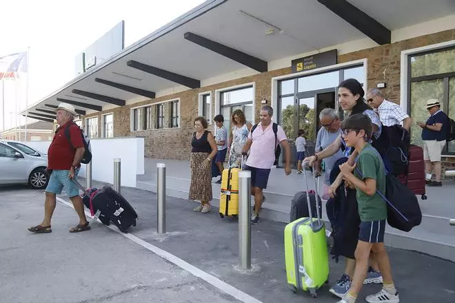 El último vuelo desde Gran Canaria al Aeropuerto de Córdoba, en imágenes