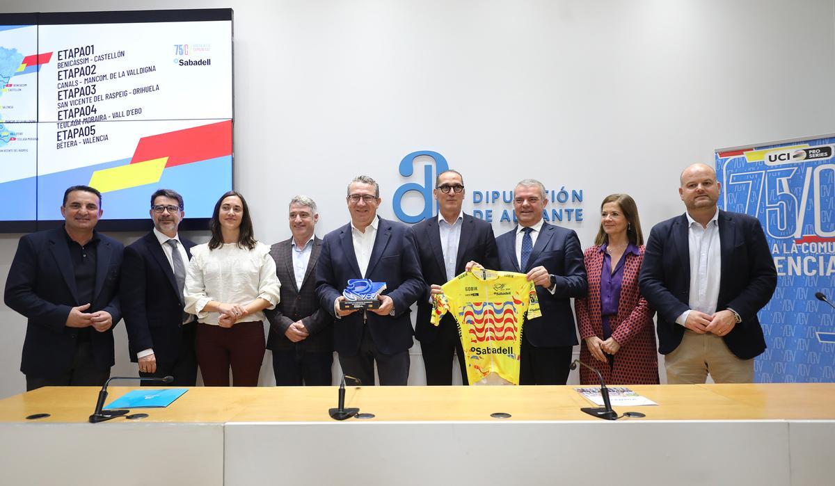 Presentación Volta Ciclista Comunitat Valenciana en la Diputación de Alicante