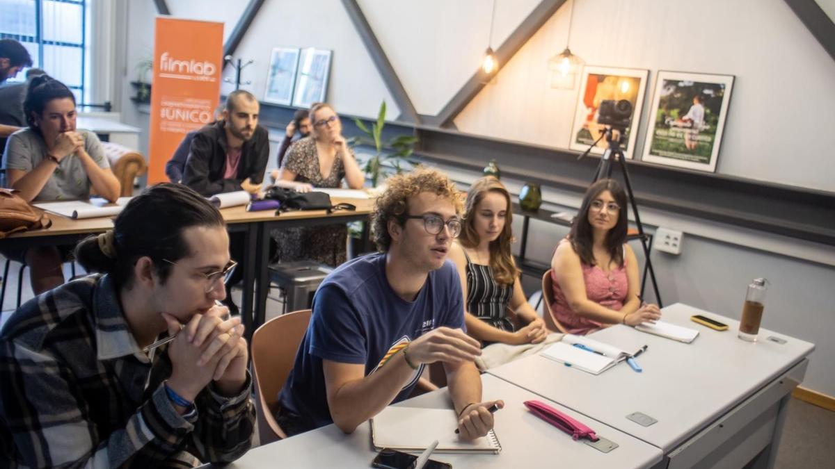 Participantes en una edición anterior, en una de las sesiones. | FilmLAB