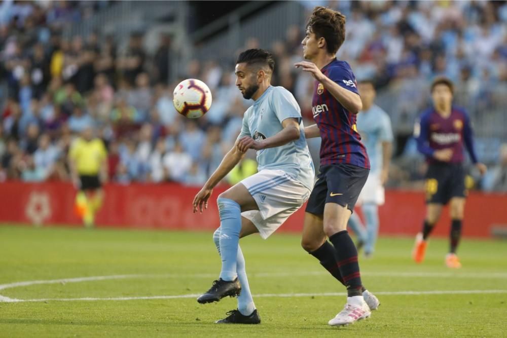 El Celta tumba al Barça y acaricia la permanencia. // A. Villar | J. Lores