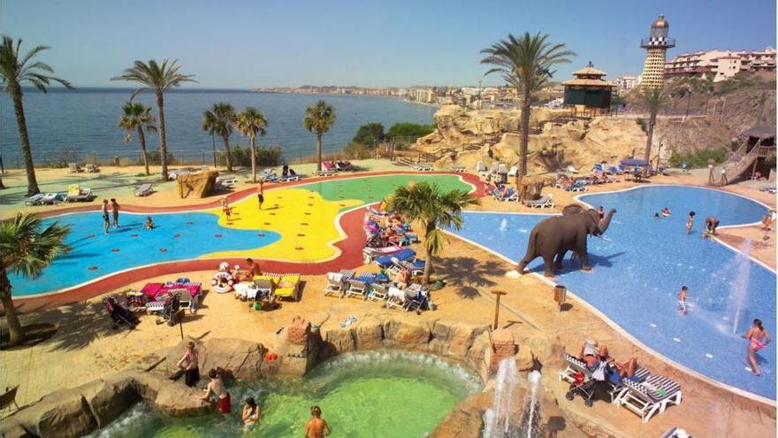 Piscinas del resort Holiday World.