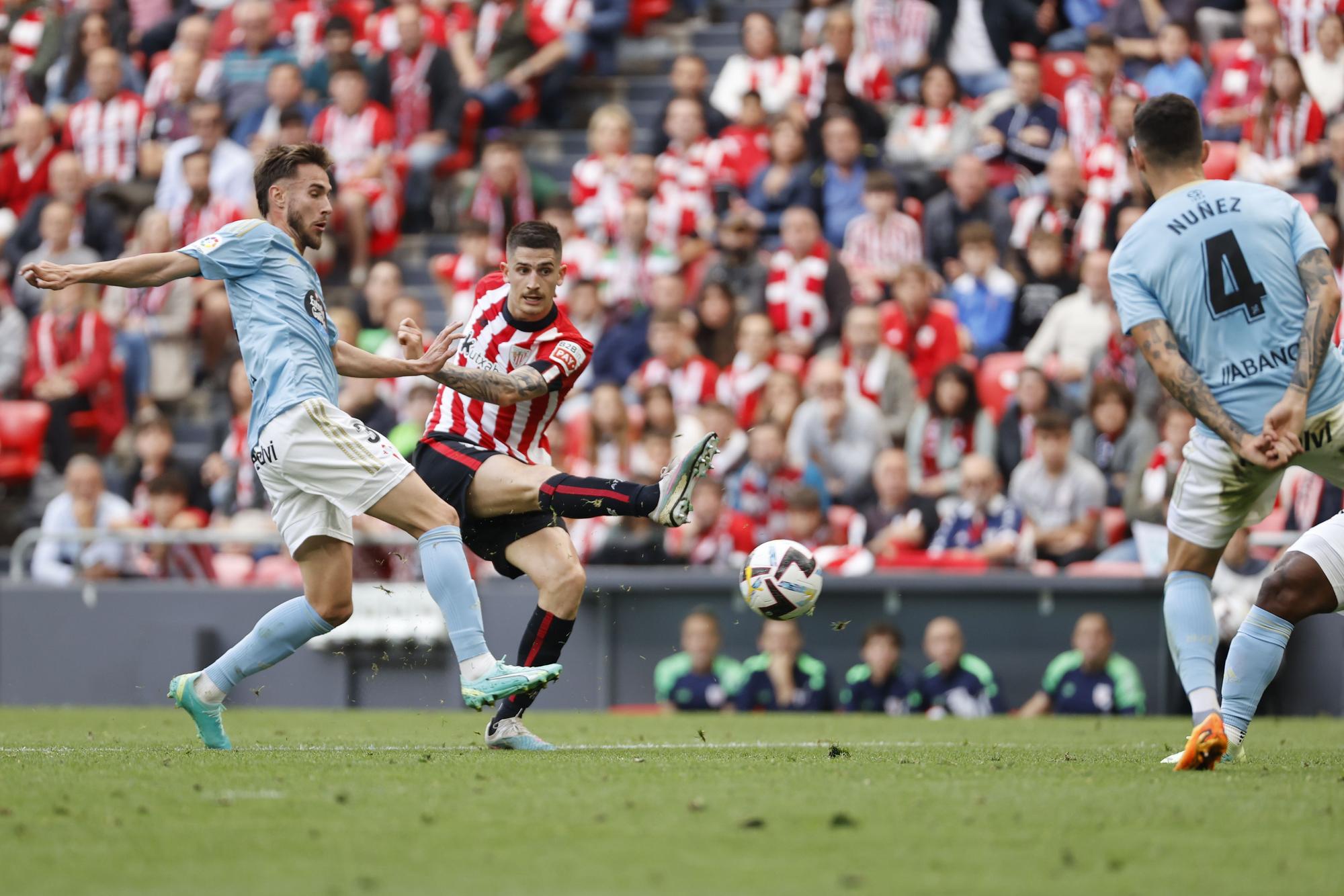 El Celta se hunde en el fango del San Mamés (2-1)