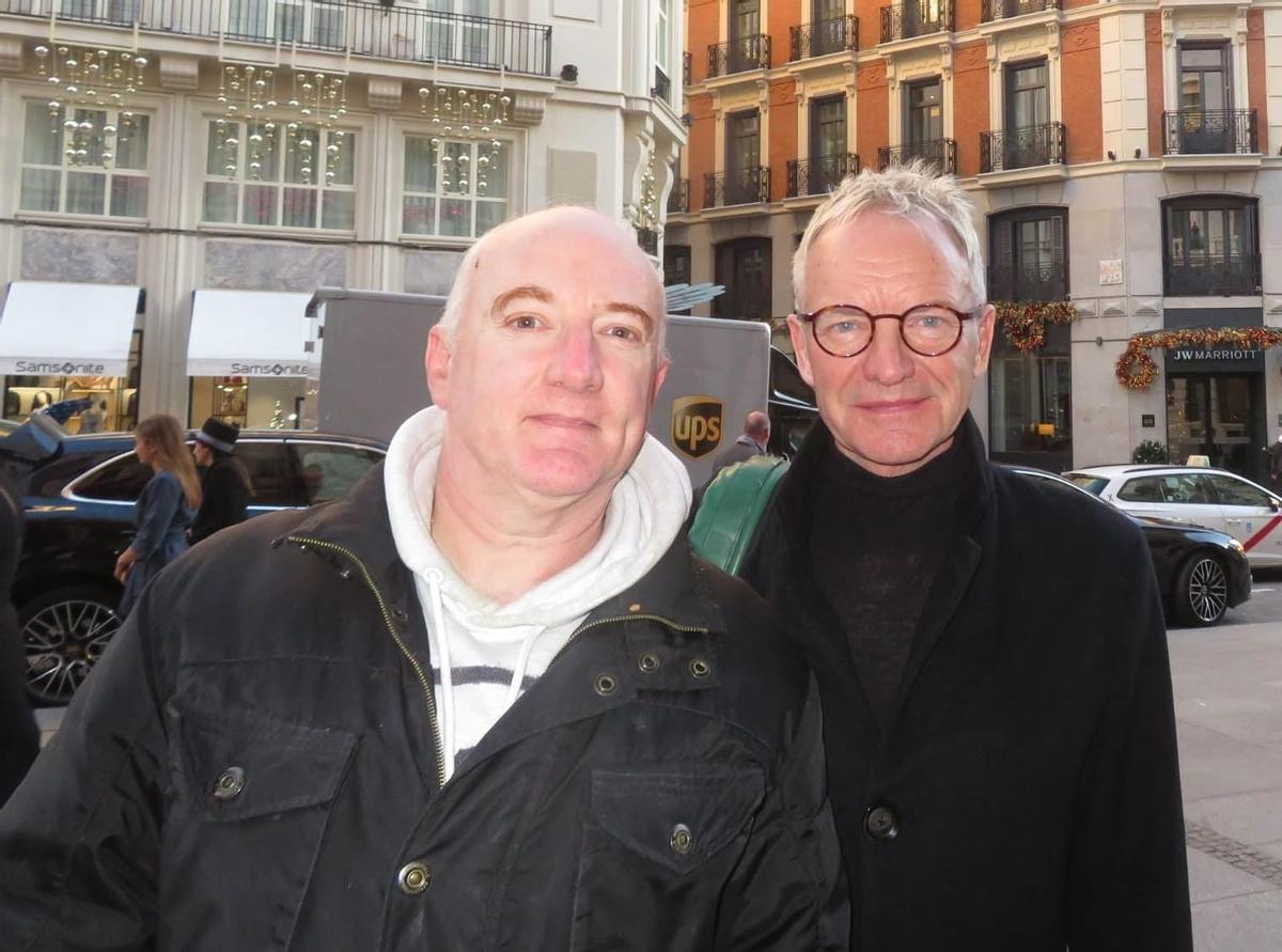 Alonso, con el cantante Sting.