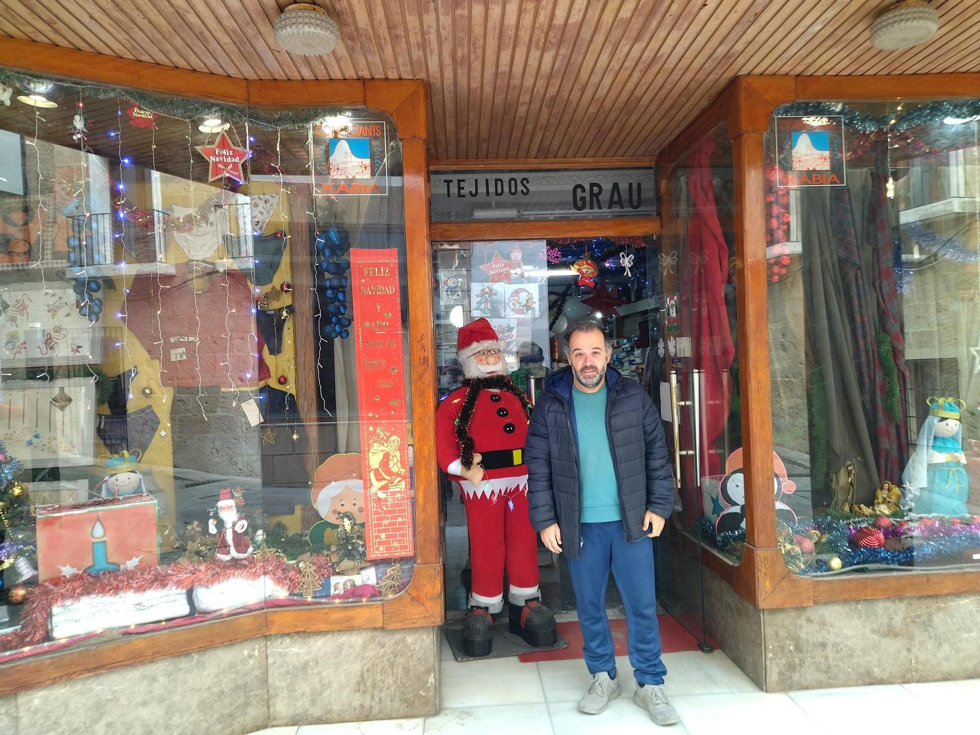 La artesanal Navidad en la tienda más antigua de Xàbia