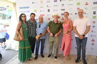 Miscelánea de visitantes al Racó de Información TV de las Fiestas de Elche