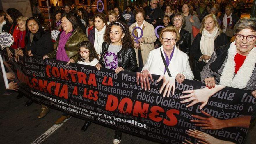 Castellón se manifiesta contra la violencia hacia las mujeres