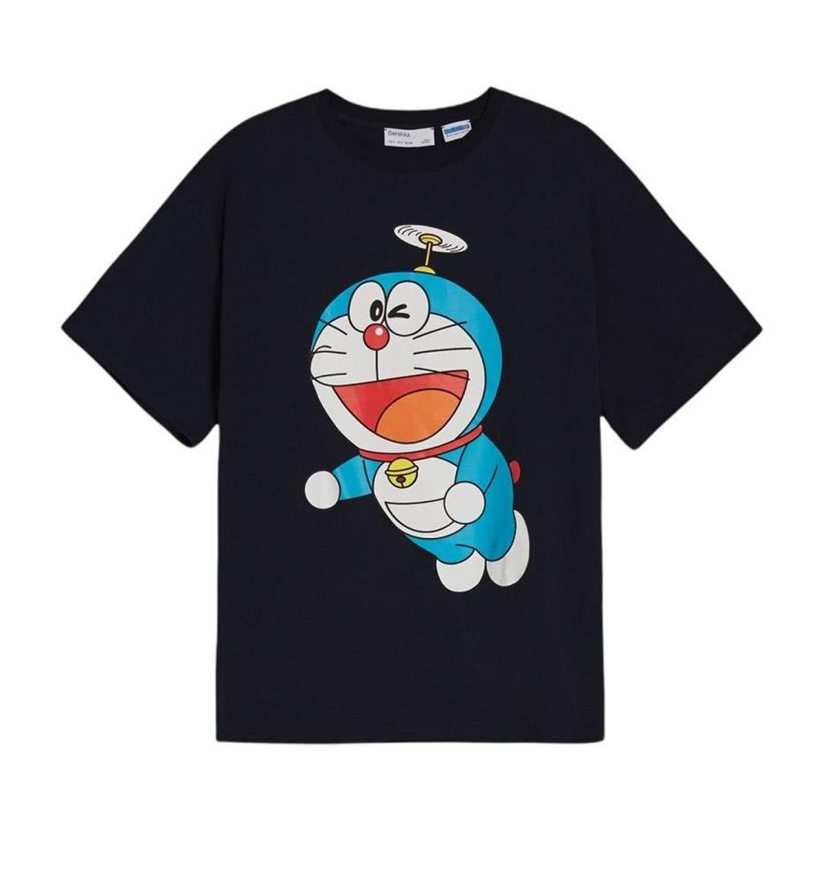 Al bolsillo mágico (y la cesta) que va la colección de Bershka x Doraemon -  Cuore