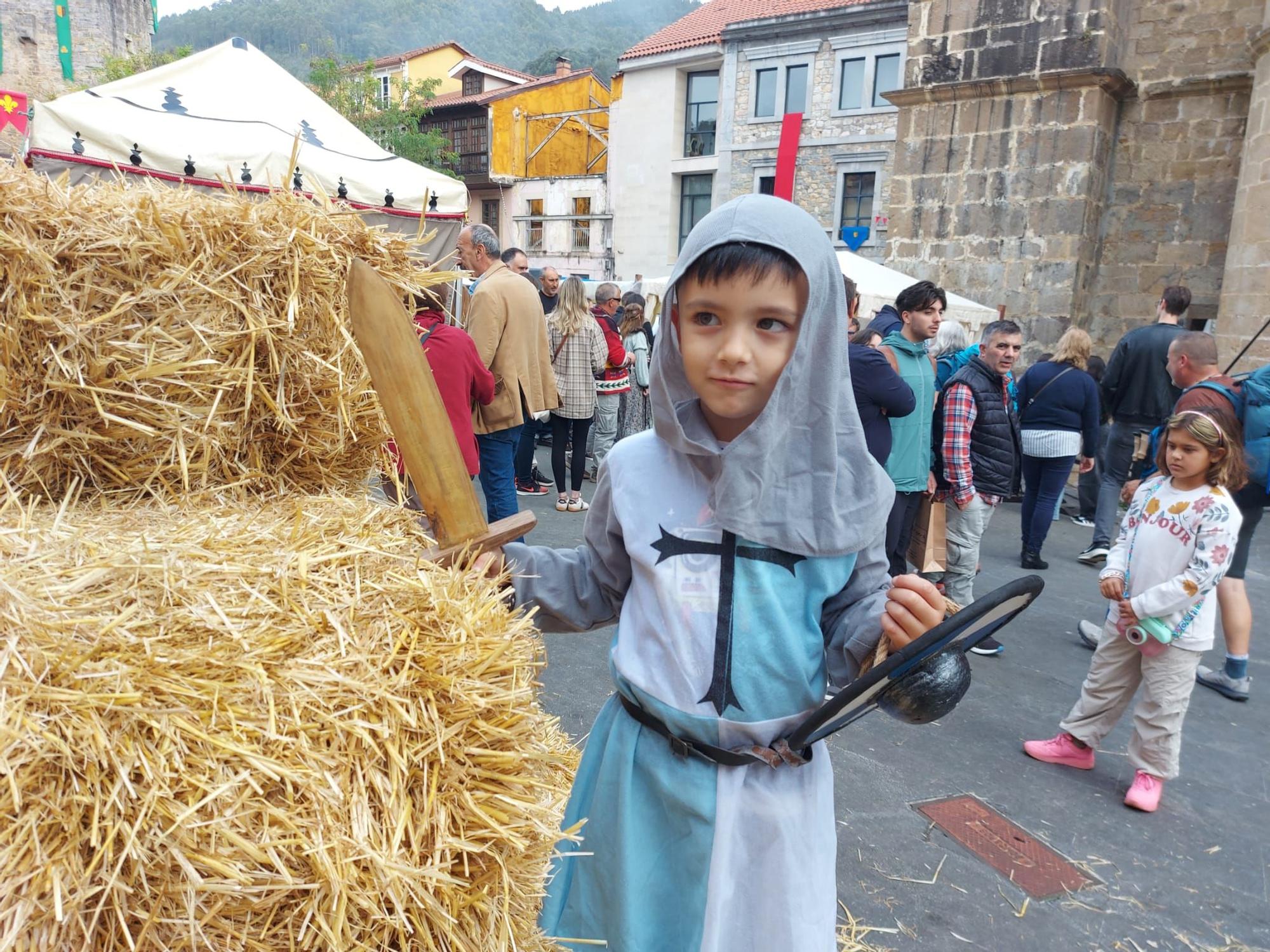 En imágenes: Domingo de lleno en la Feria Medieval de Salas