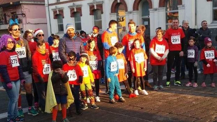 Participantes en la &quot;San Silvestre&quot; de Trubia.