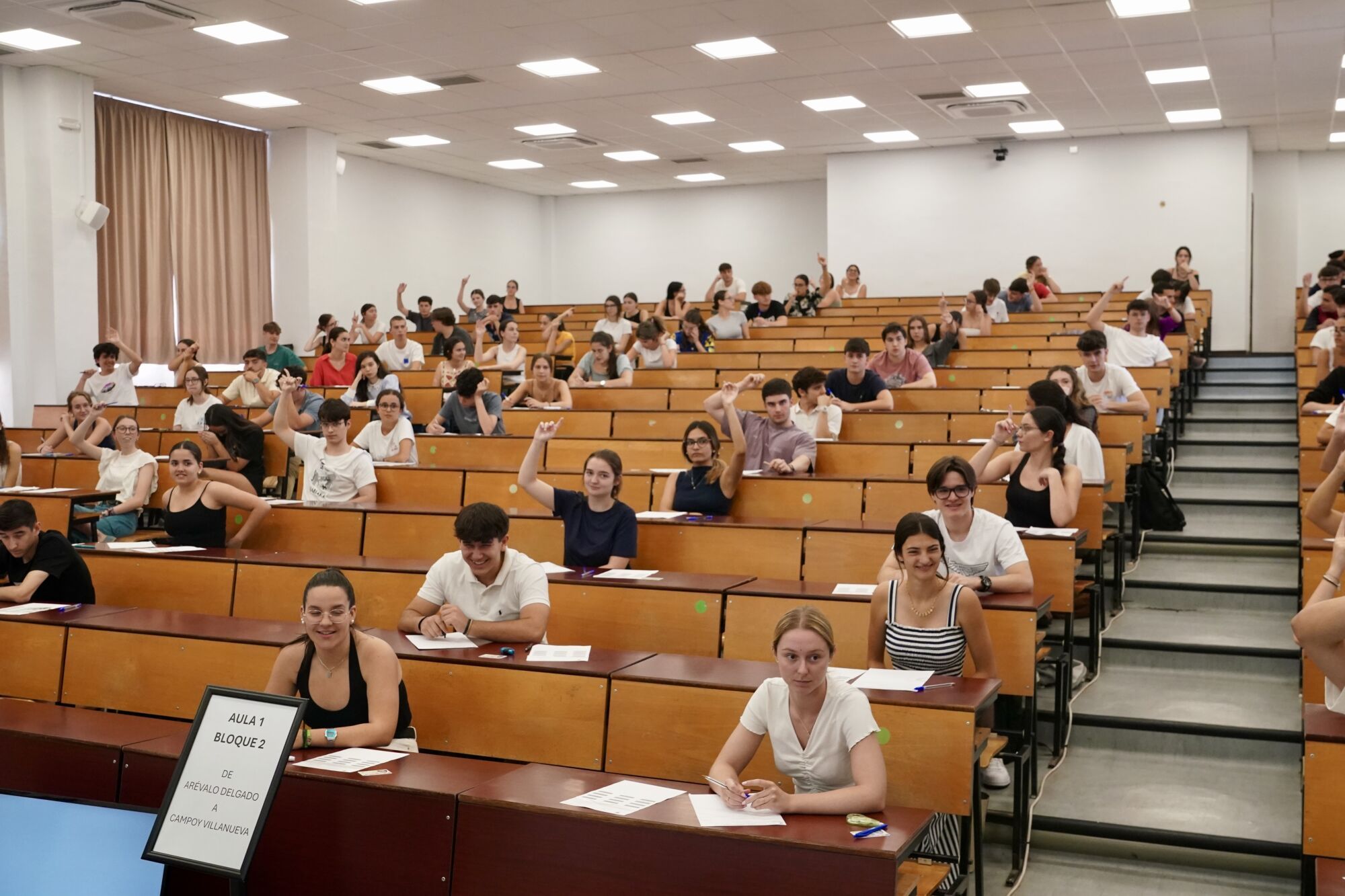 Estudiantes malagueños se enfrentan a la Prueba de Acceso a la Universidad (Selectividad 2025)