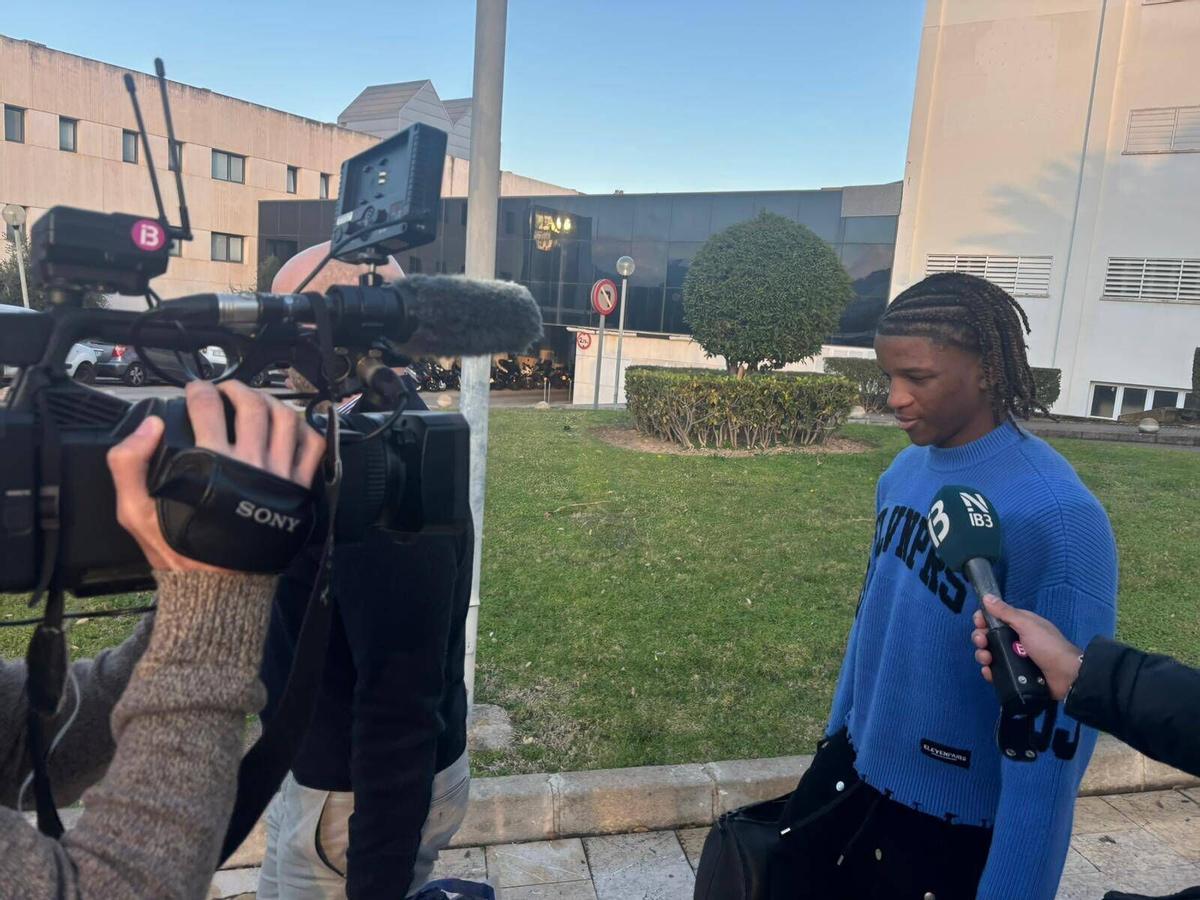 Justin Kalumba, tras pasar el reconocimiento médico