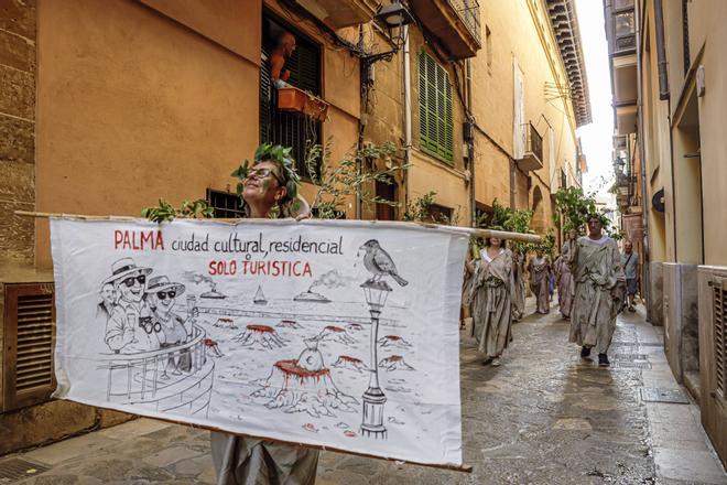 Canamunt y sa Calatrava unen sus fiestas por los bellasombras