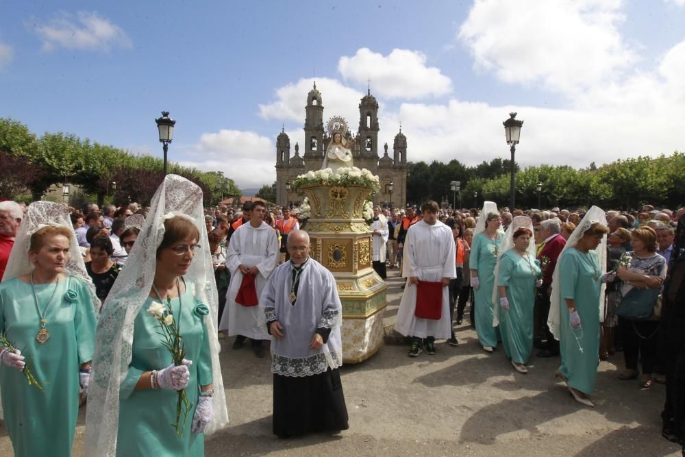 70.000 peregrinos en Os Milagros