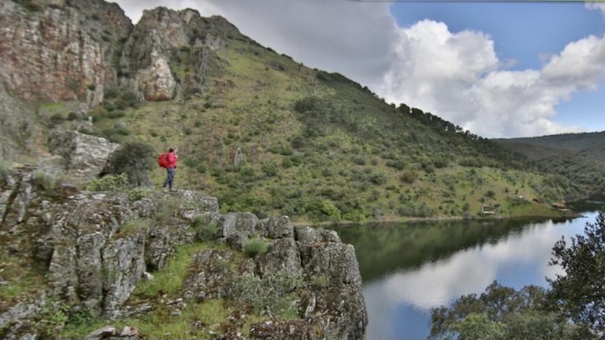 Sendero en el Parque Nacional de Monfragüe.