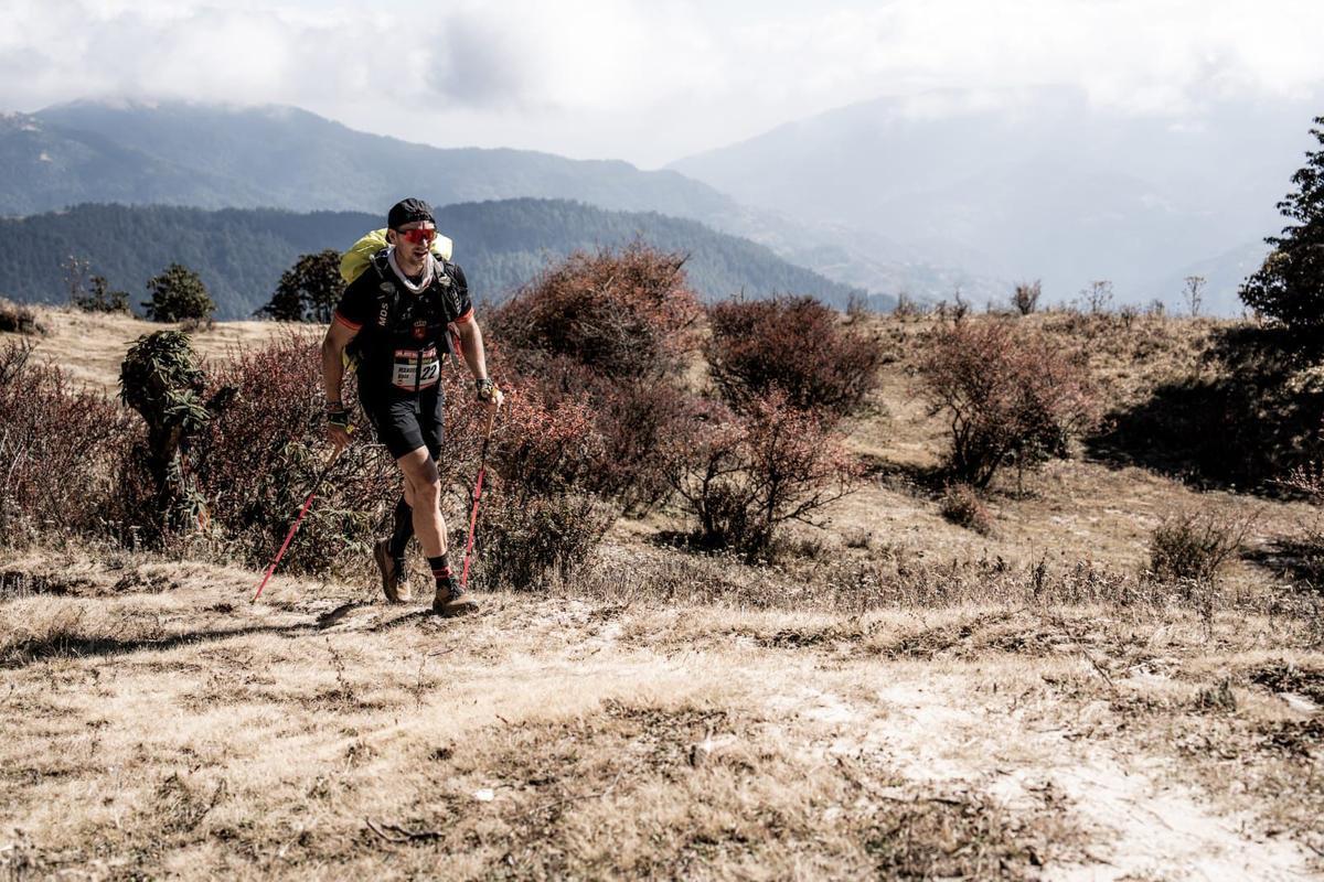 Manuel Vela, en pleno esfuerzo en la Everest Trail