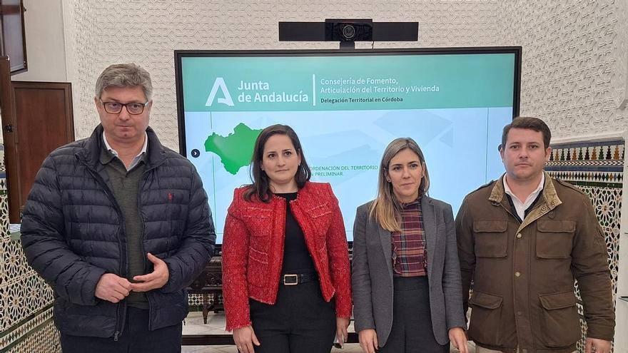 Ayuntamiento y empresarios de Puente Genil piden que se recupere la línea ferroviaria de pasajeros Córdoba-Bobadilla