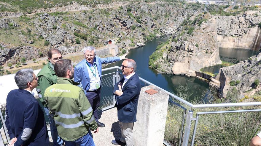 Los Colegios de Ingenieros Técnicos Industriales de Zamora y Salamanca reconocen la labor de Iberdrola el día del apagón