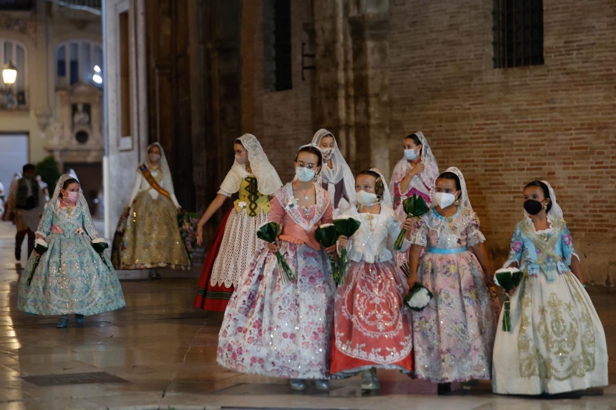 Búscate en el primer día de Ofrenda por las calles del Mar y Avellanas entre las 22:00 y 23:00 horas Búscate en el primer día de Ofrenda por las calles del Mar y Avellanas entre las 22:00 y 23:00 horas