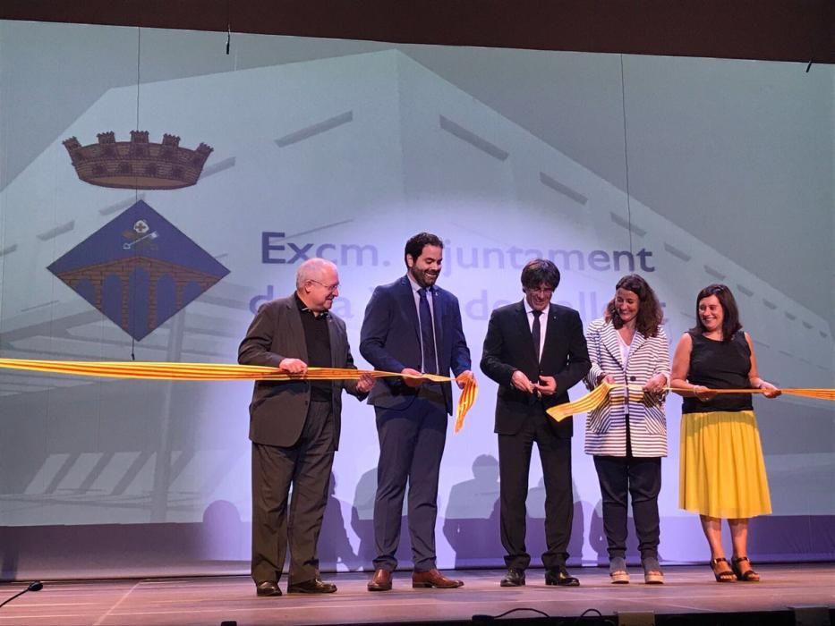 Puigdemont inaugura Cal Carrera, a Sallent