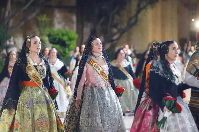 Búscate en el segundo día de la Ofrenda en la calle San Vicente entre las 24 y la 1 horas