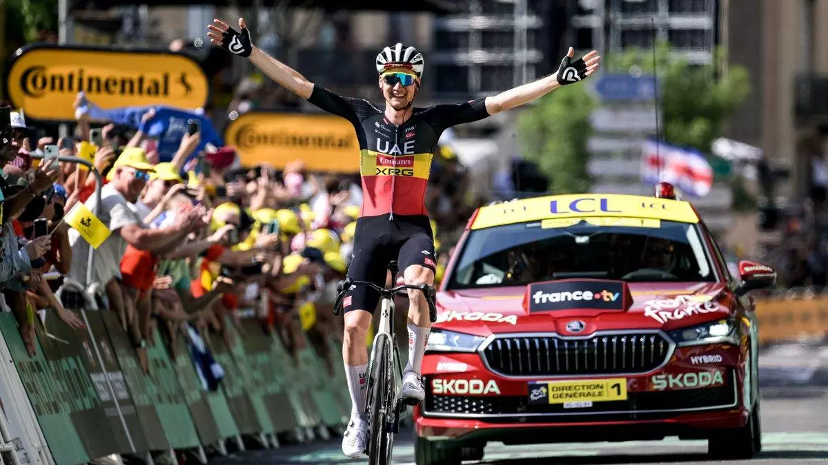 Pogacar sólo deja ganar en el Tour a uno de los suyos
