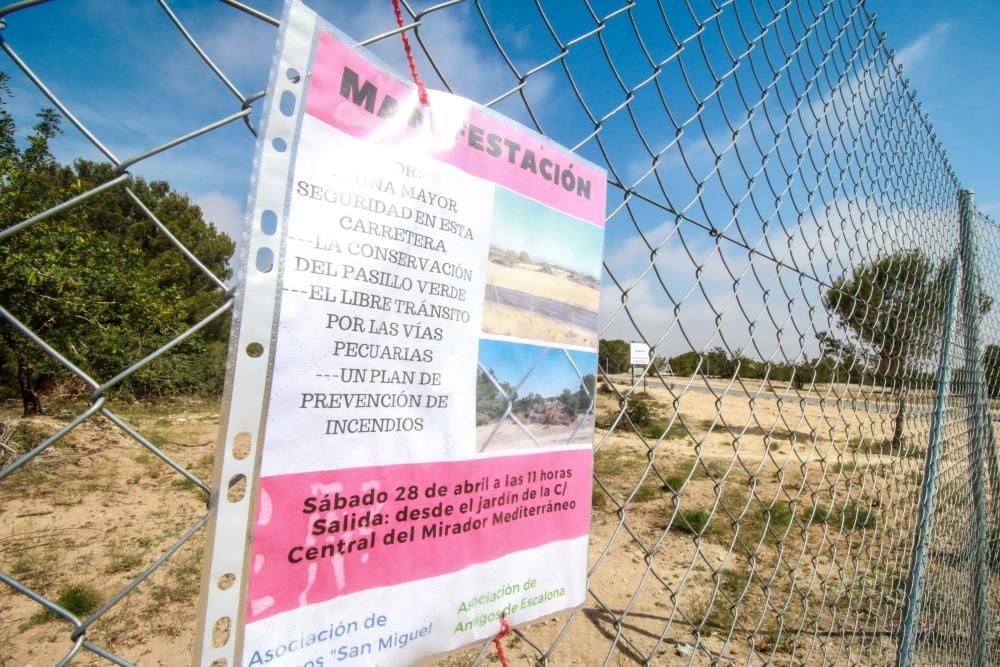 Manifestación en San Miguel de Salinas por la segu