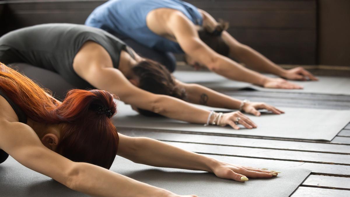 Una clase de Yoga