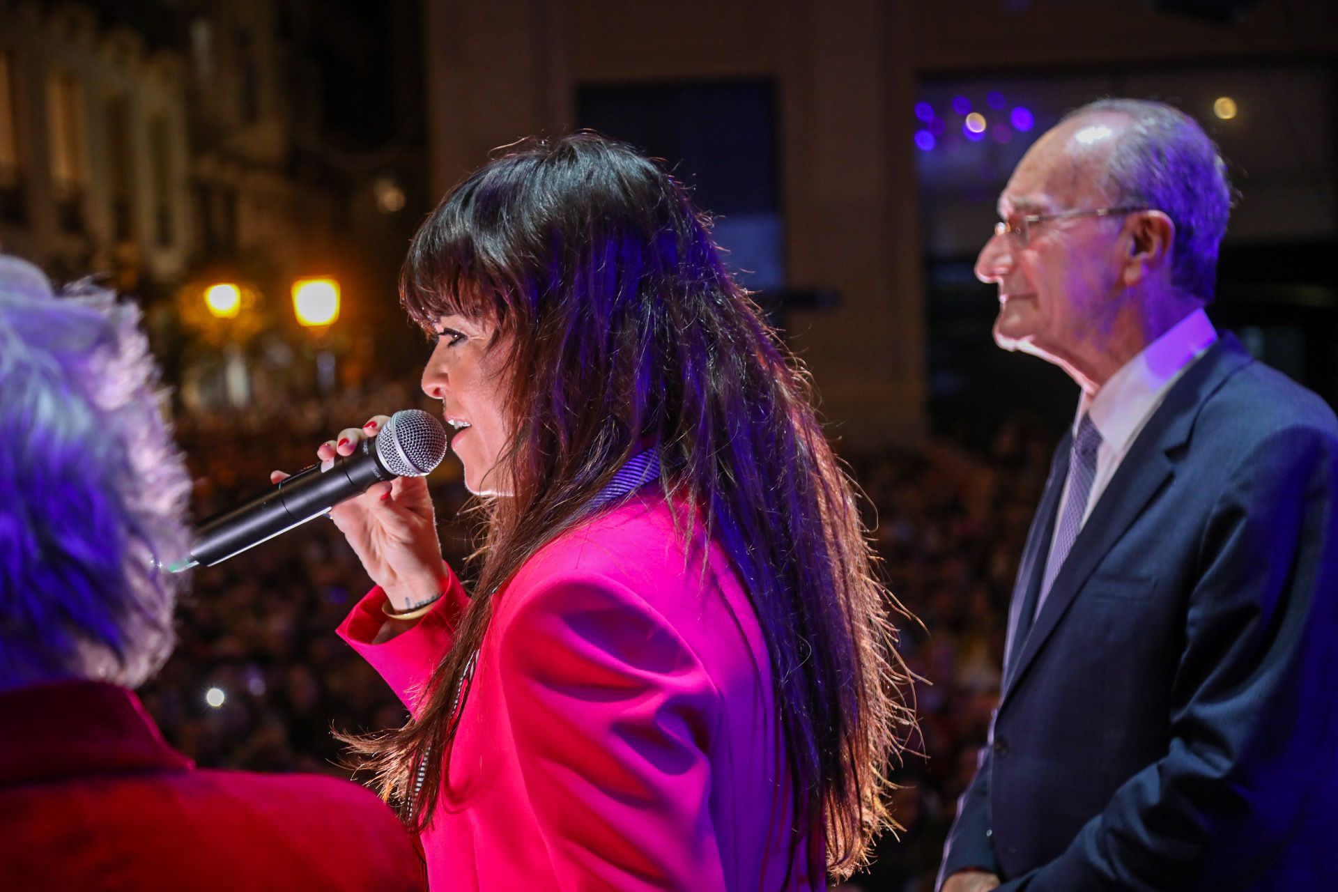 Navidad en Málaga | La calle Larios enciende sus luces de Navidad