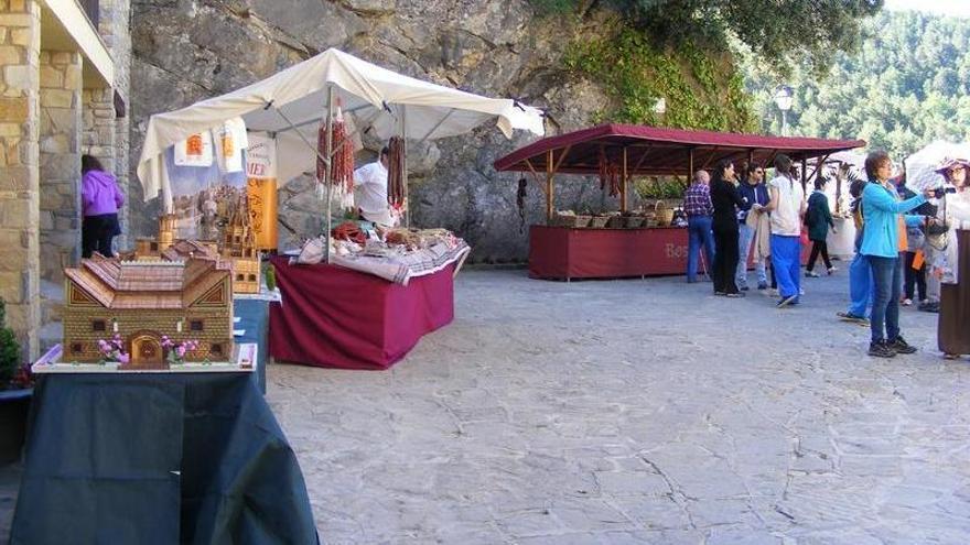 Castell de l’Areny celebra la Fira de Sant Isidre amb mercat i actes tradicionals