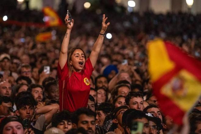 L'Hospitalet tendrá una pantalla de seis metros para seguir la final del Mundial entre España y Argentina