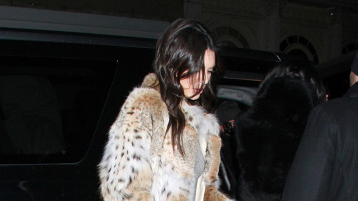 Kendall Jenner enseña pierna en Nueva York