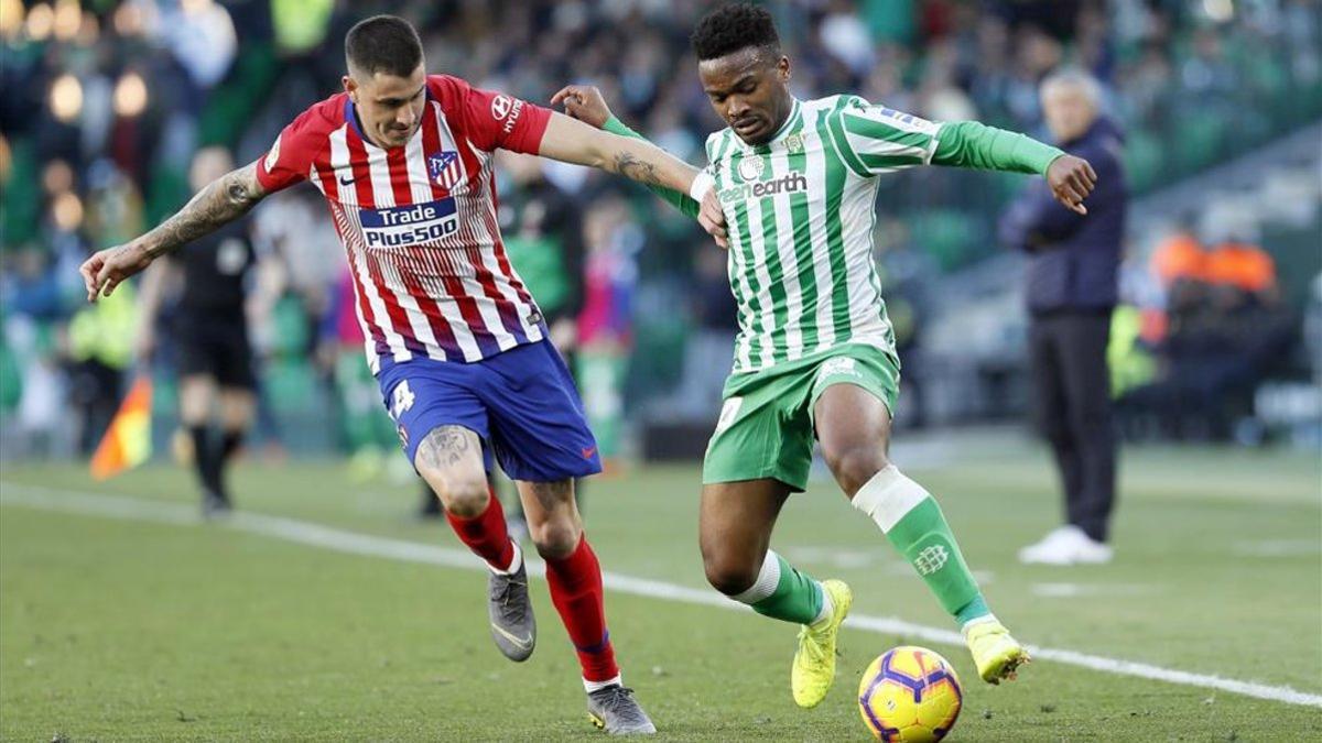 Kaptoum, con la camiseta del Betis