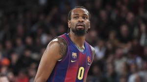 26/11/2025 Kevin Punter of FC Barcelona looks on during the EuroLeague Regular Season Round 13 match played between FC Barcelona and LDLC Asvel Villeurbanne at Palau Blaugrana on November 26, 2025 in Barcelona, Spain. DEPORTES Javier Borrego / AFP7 / Europa Press