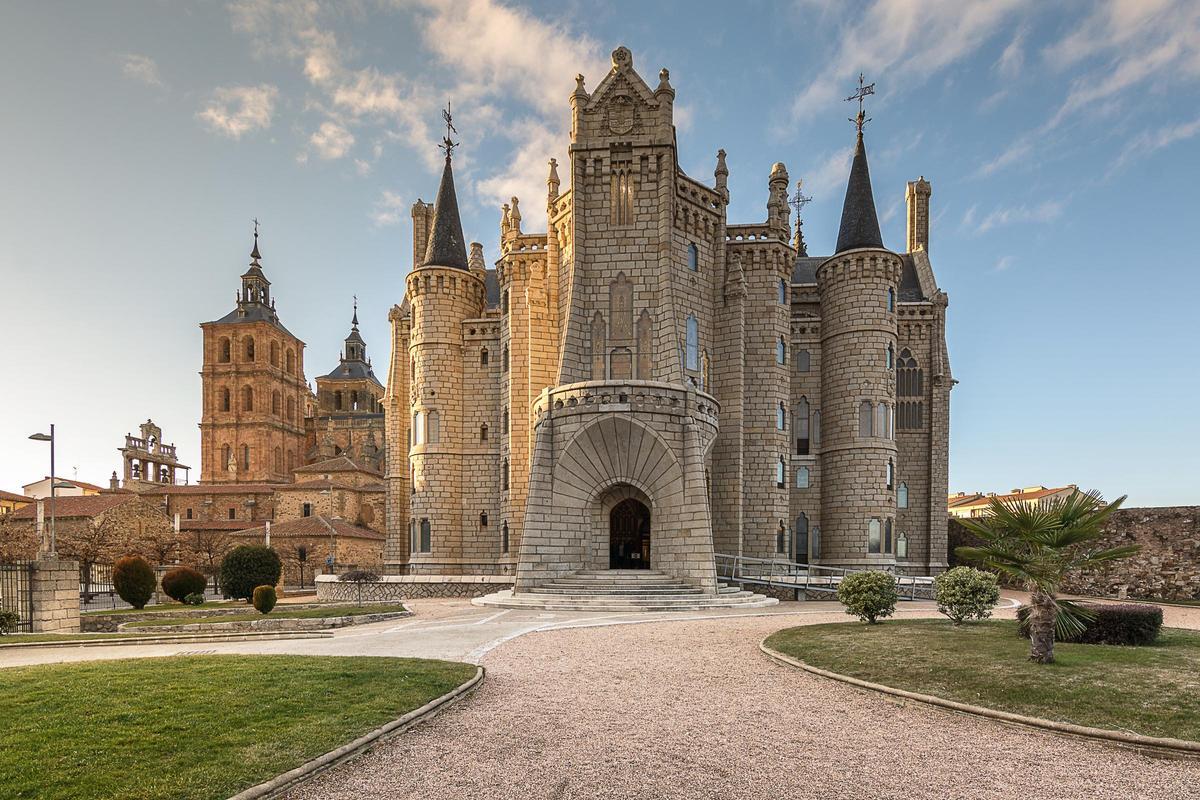 El Palacio Episcopal de Astorga.