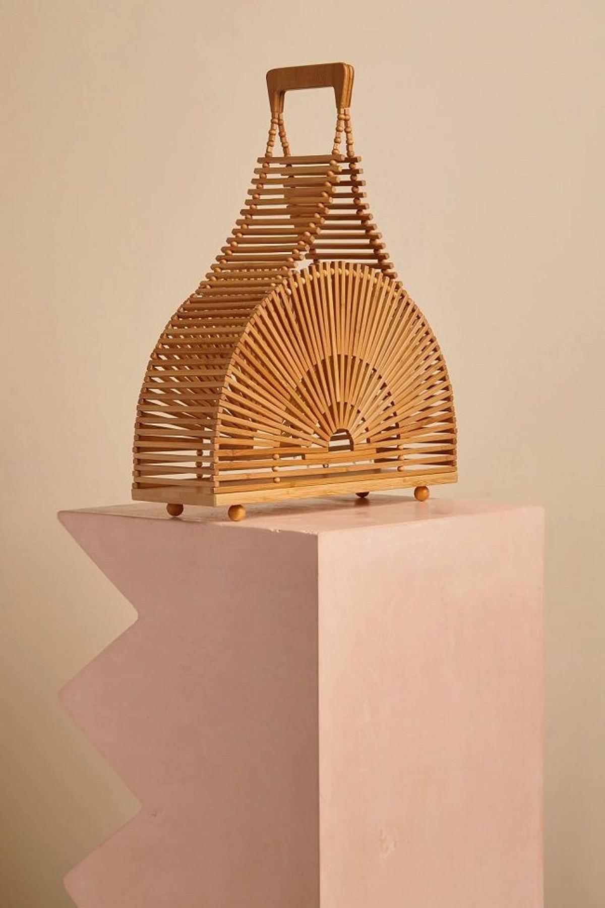 El bolso 'Cupola' de bambú, de Cult Gaia