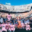 Los jugadores del Celta celebran su victoria en Valencia.
