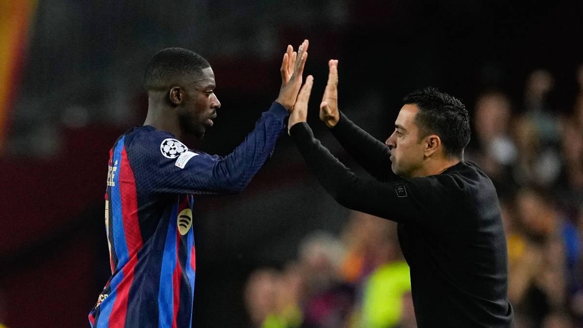 Dembélé y Xavi, en una imagen este curso