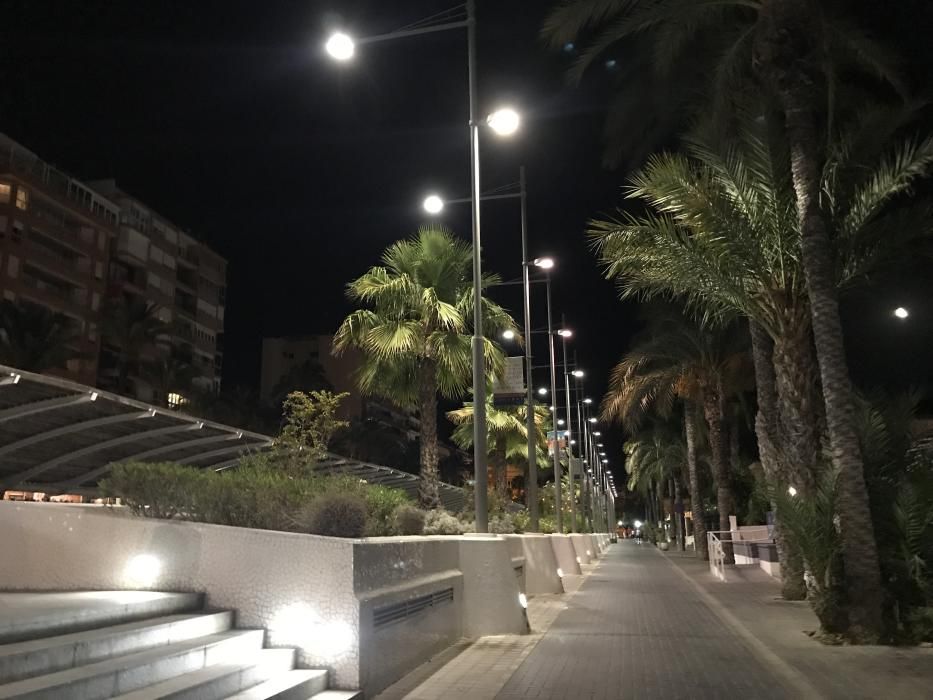 Reparación de luminarias en el paseo Vista Alegre y Juan Aparicio de Torrevieja