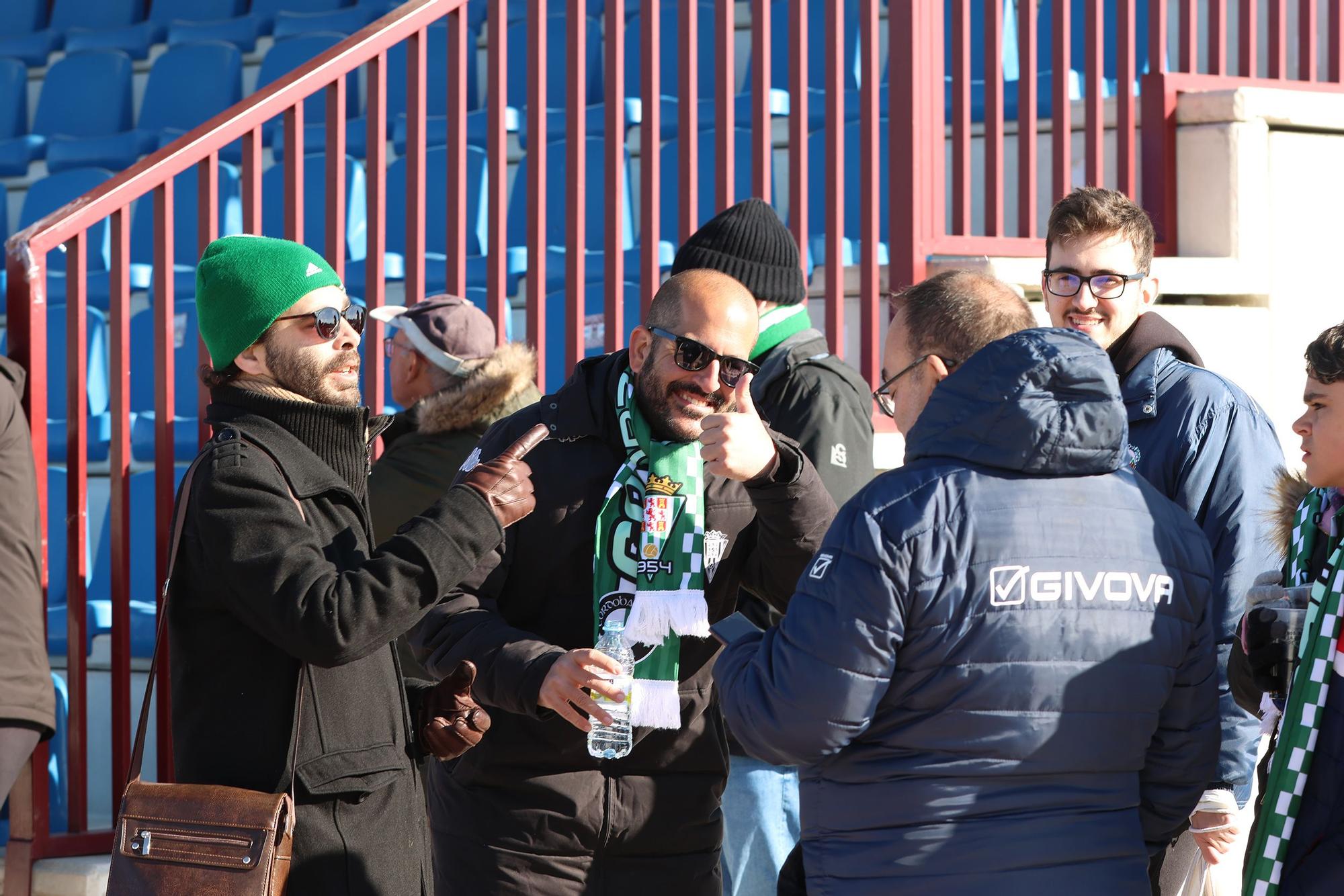 Las imágenes de los adficionados del Córdoba CF en Salamanca