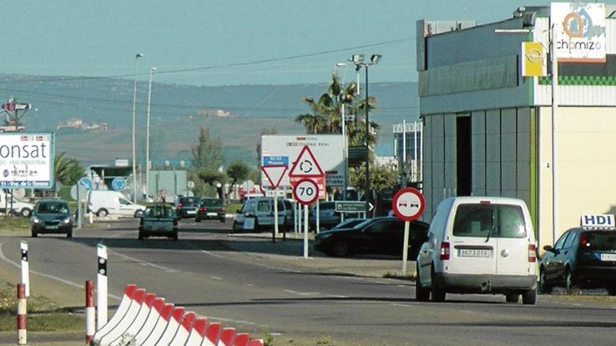 Quieren licitar este año la obra de la carretera de Guadalupe de Villanueva de la Serena