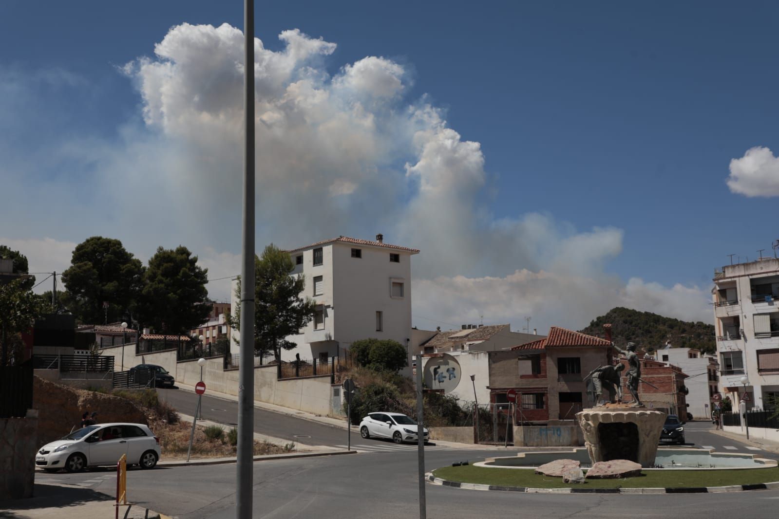 Las imágenes más impactantes del incendio en Bejís