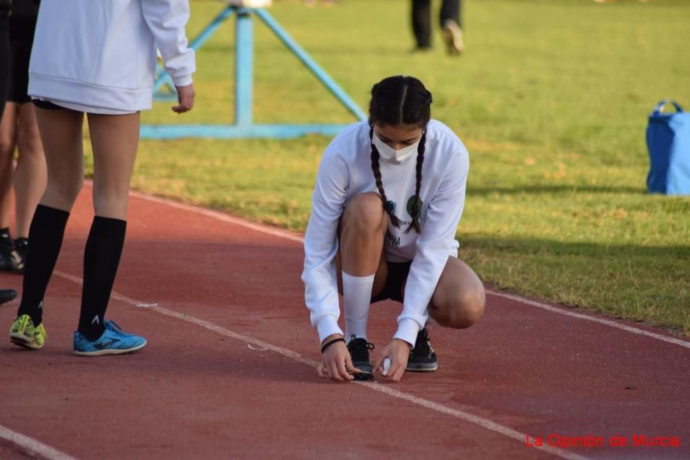 Control federativo de atletismo en Cartagena