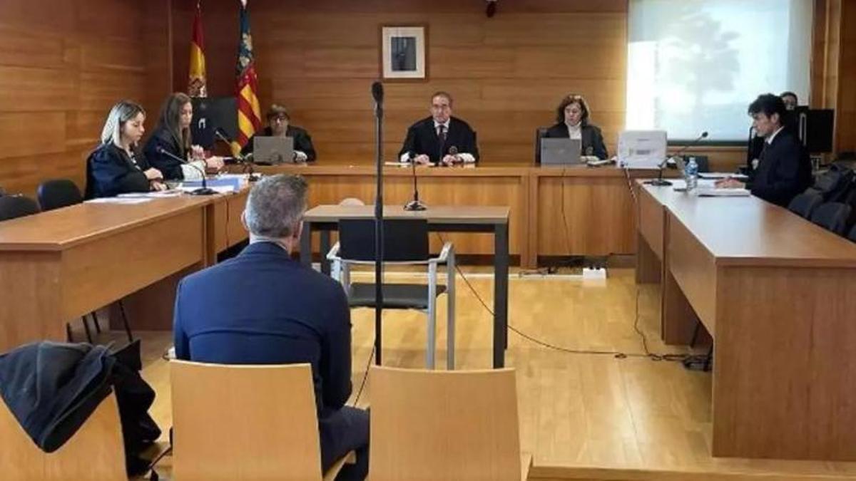 Imagen del presunto maltratador durante uno de sus recientes juicios en la Audiencia Provincial.