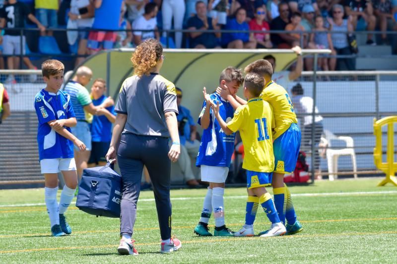 17-06-2018 SAN BARTOLOMÉ DE TIRAJANA. Finales de las Copas de Campeones prebenjamines y benjamines. Fotógrafo: ANDRES CRUZ  | 17/06/2018 | Fotógrafo: Andrés Cruz