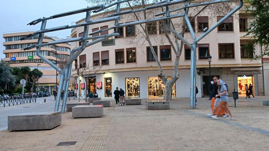 Las obras para instalar el nuevo reloj de Vara de Rey comenzarán el 12 de enero