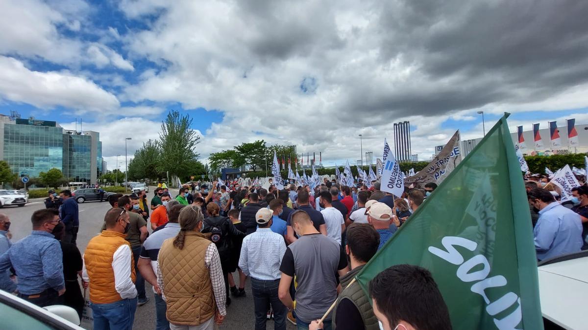 Los agricultores insisten en rechazar el agua salada como alternativa y aseguran que no les van a parar.