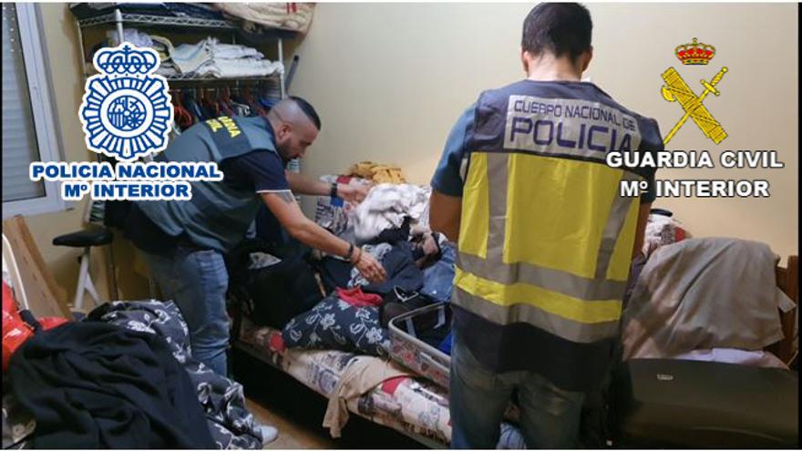 Detienen a dos presos por robar en viviendas de Santa Pola y Guardamar