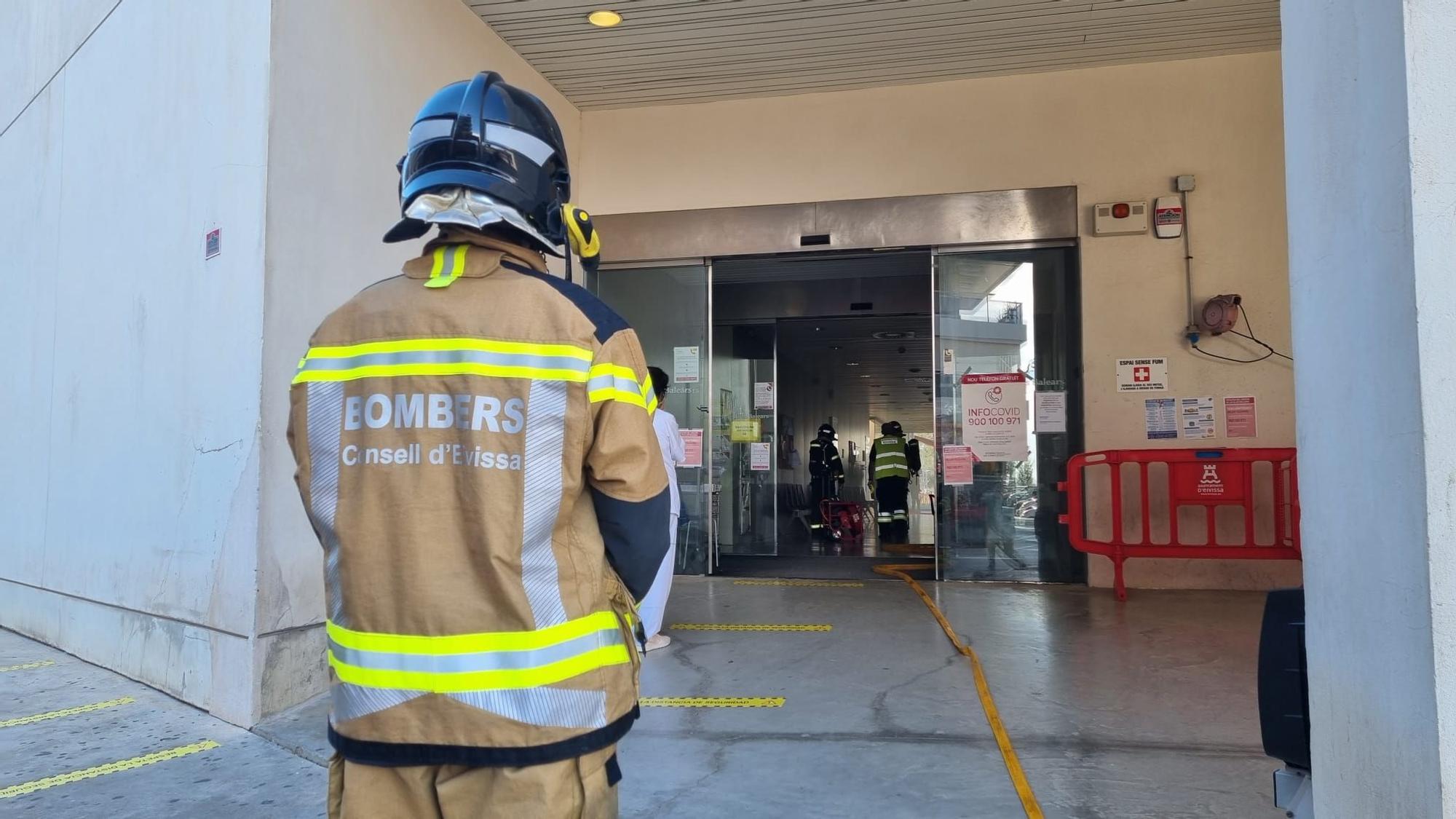 Esto es lo que ocurriría si se incendiase en centro de salud de Ibiza