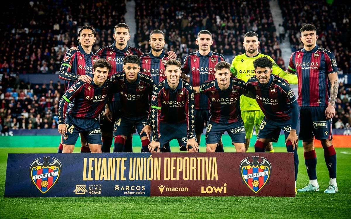 Once inicial del Levante ante el Atlético de Madrid.