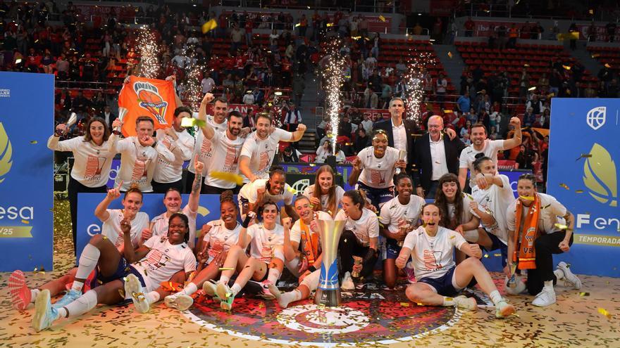 Las mejores imágenes del Casademont - Valencia Basket